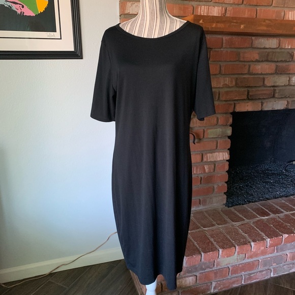 LuLaRoe Dresses & Skirts - LuLaRoe Solid Black Julia Dress 3/4 Sleeves Sz 2XL